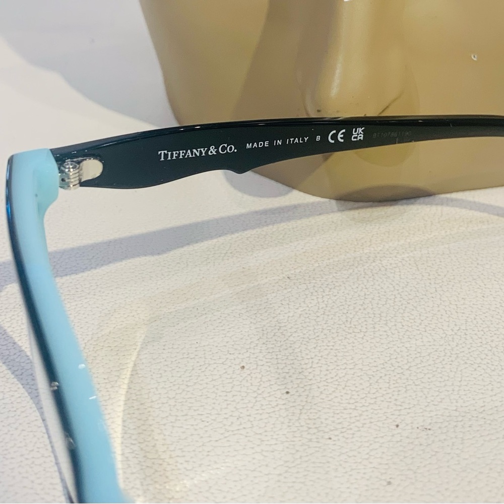 New Women’s Tiffany&Co Eyeglasses - Picture 6 of 8